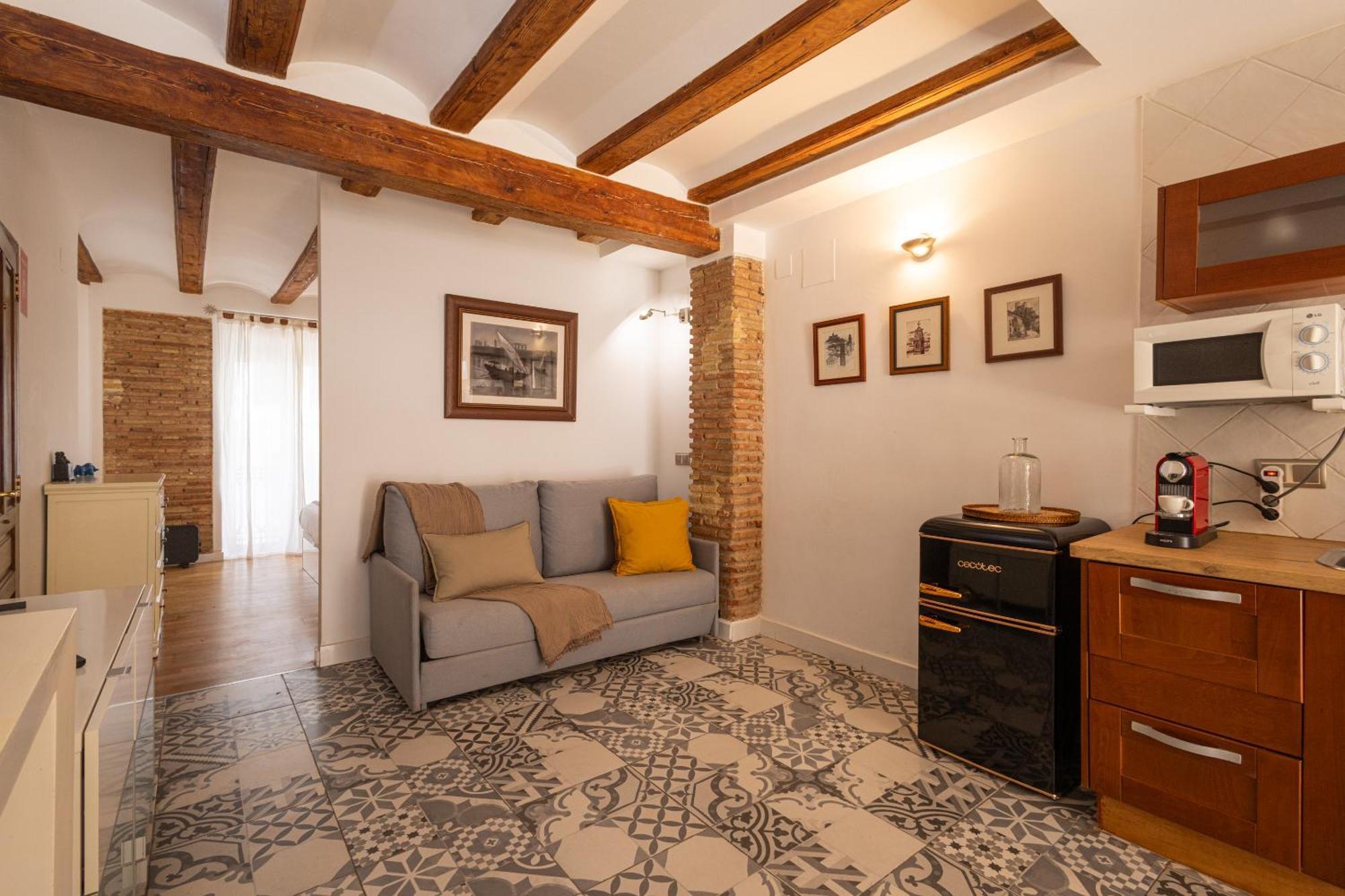 Florit Flats - Cozy Wifi Ac Loft In The Heart Of Ruzafa Valência